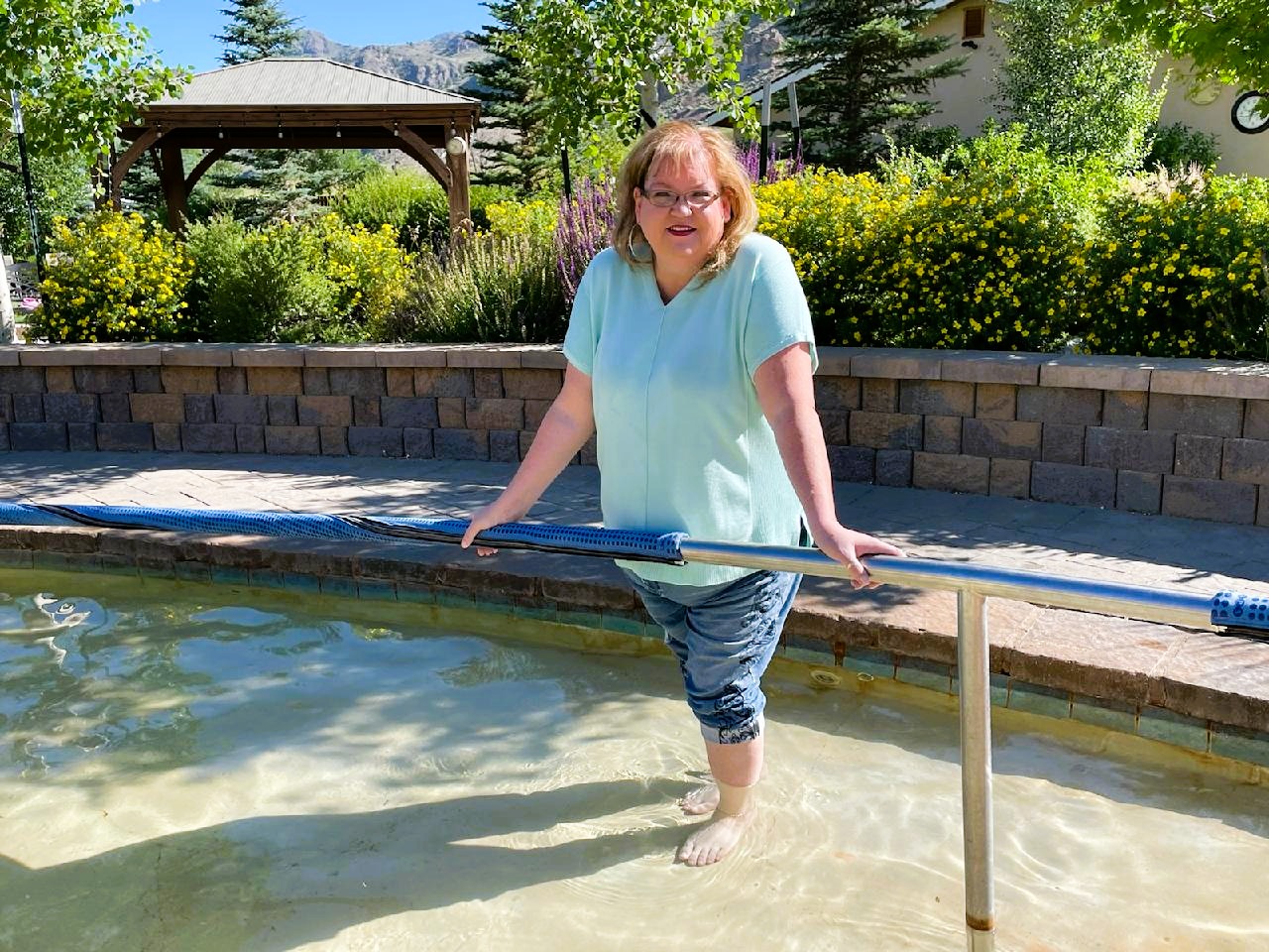 Erin-hot-springs.JPG