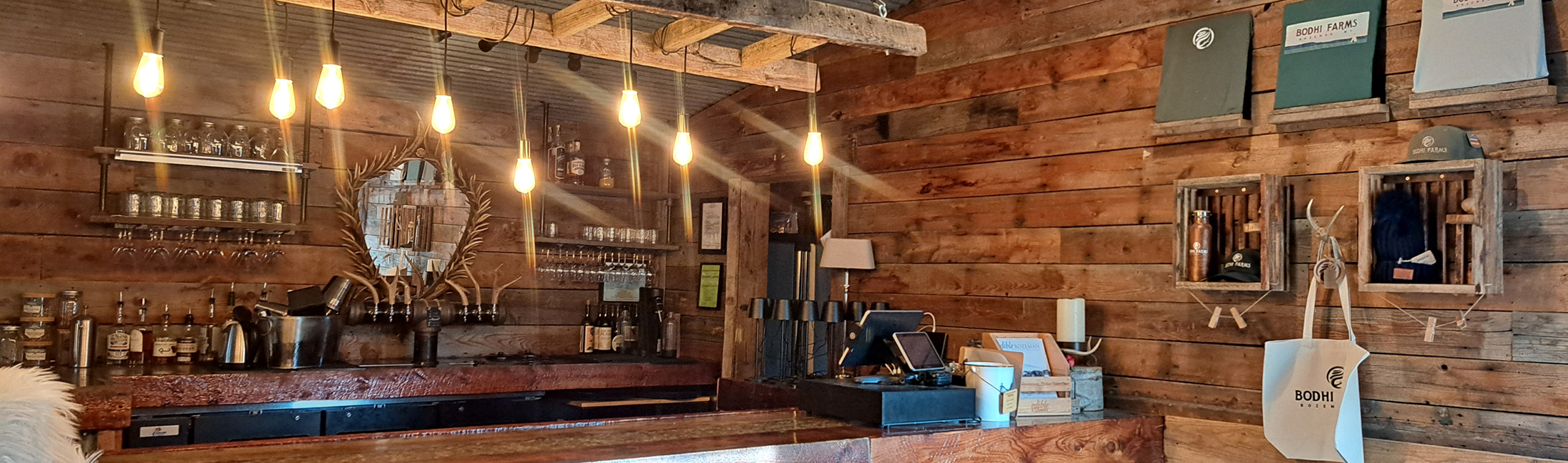 The restaurant at Bodhi Farms Eco Resort 